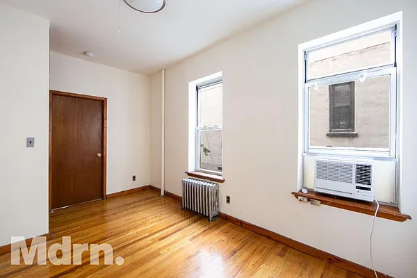 Rented by Mdrn Residential | media 1