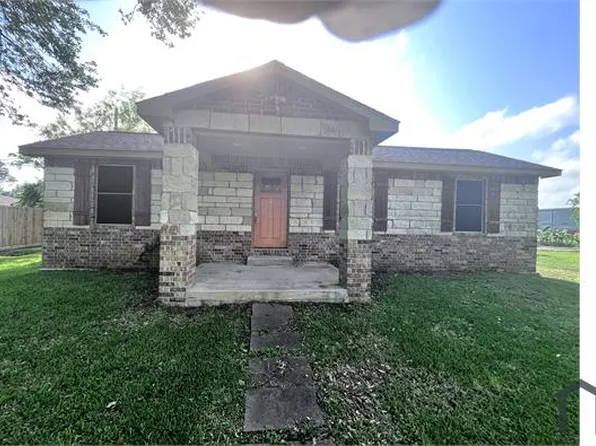 2402 4th Ave, La Marque, TX 77568