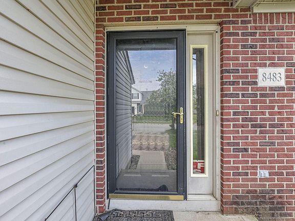 4th image of 8483 Arlen Dr