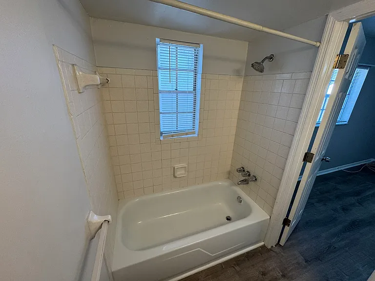 330 45th Ave S #5 — Photo 15