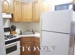 340 52nd St APT 2A, Brooklyn, NY 11220