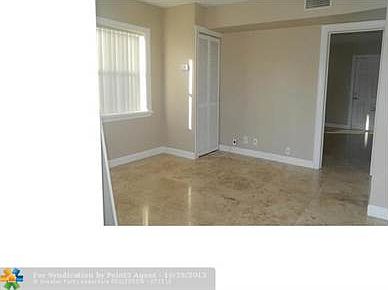 4th image of 1049 NE 37th St