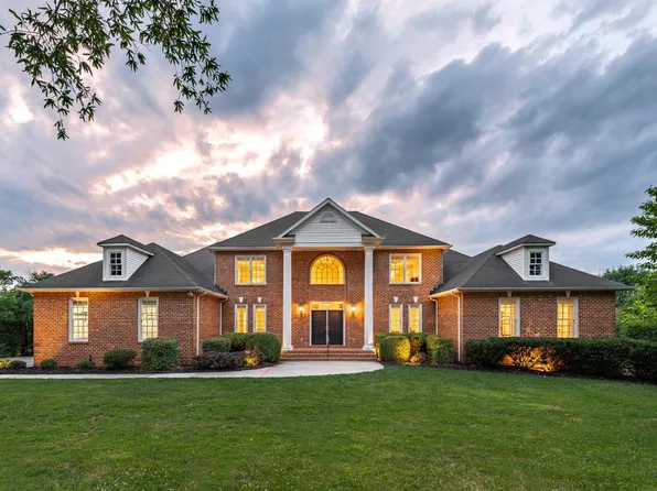1368 Jefferson Dr W, Forest, VA 24551