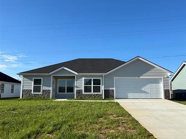 205 Ashkirk Ln, Glasgow, KY 42141