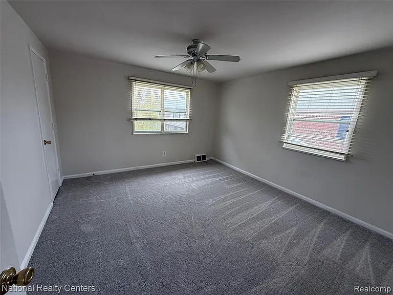 3264 Coolidge Hwy — Photo 12