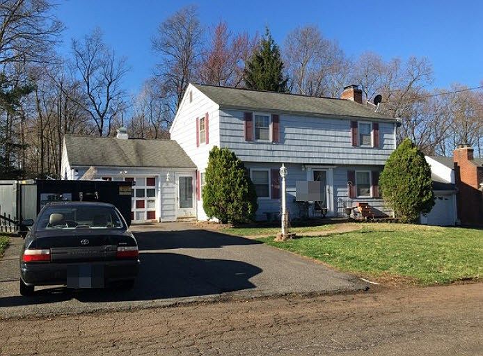 1st image of 53 Briarwood Dr