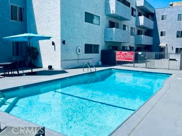 620 N Sweetzer Ave, Los Angeles, CA 90048
