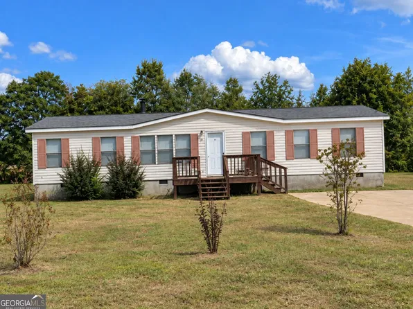 8 Oakmont Dr, Tennille, GA 31089