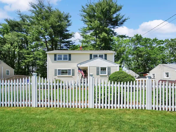 12 Laurie Drive, Enfield, CT 06082