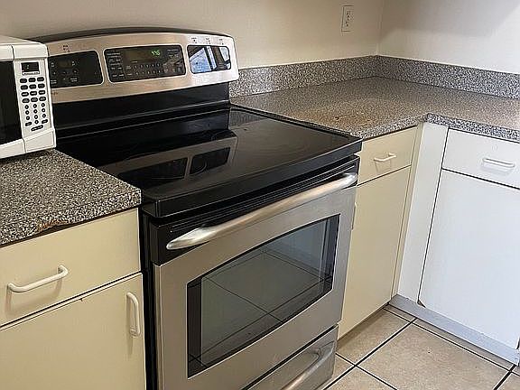 3rd image of 8670 NW 10th St