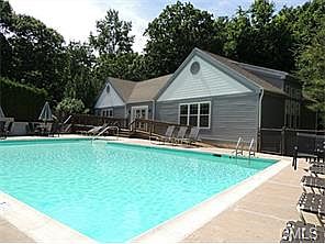Community Pool/Clubhouse