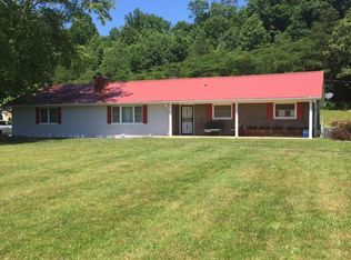 1915 E Bullrun Valley Dr, Powell, TN 37849