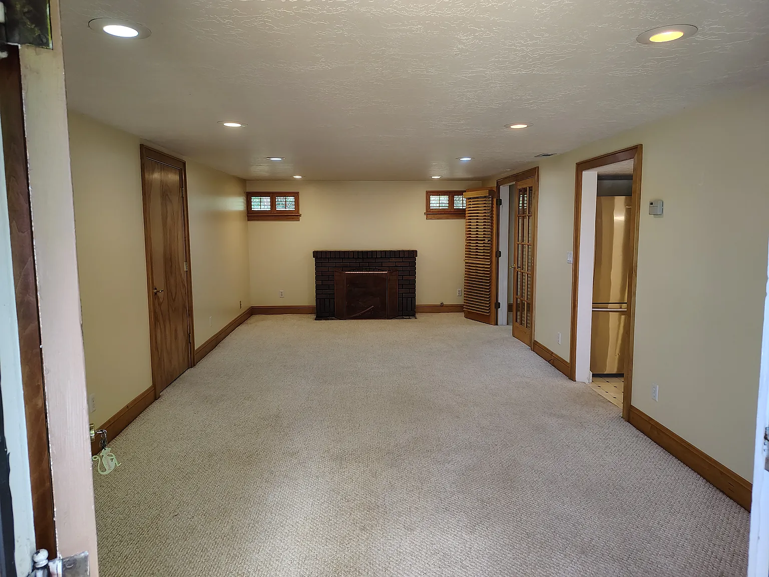 2 bed, 1500 sqft, $1,700 — Photo 2