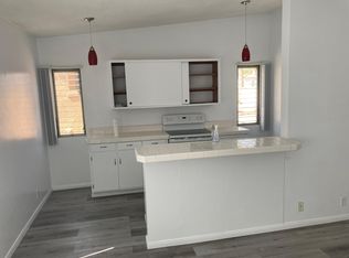 65 La Verne Ave, Long Beach, CA 90803