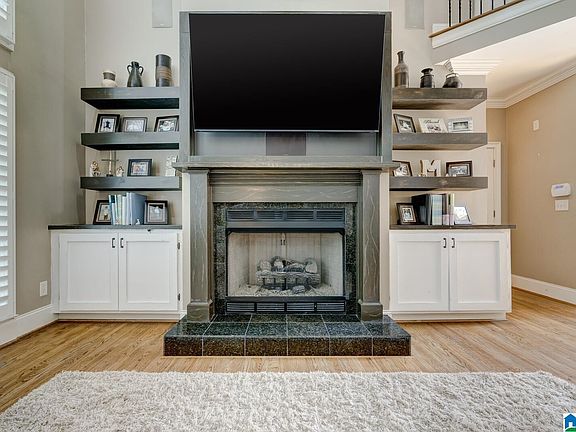 4th image of 1704 Lake Hardwood Dr