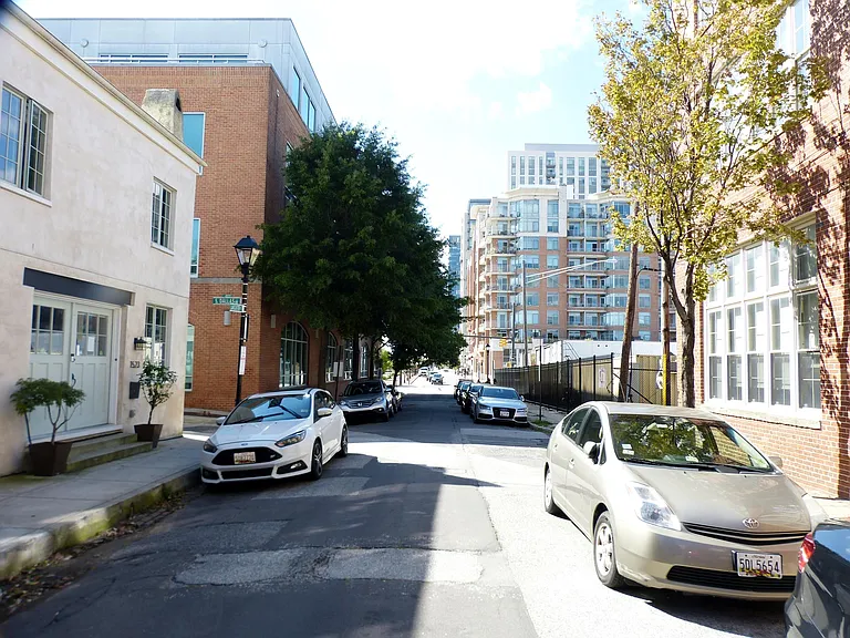 1516 Lancaster St #3C — Photo 17