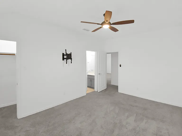 502 Virginia Way — Photo 19