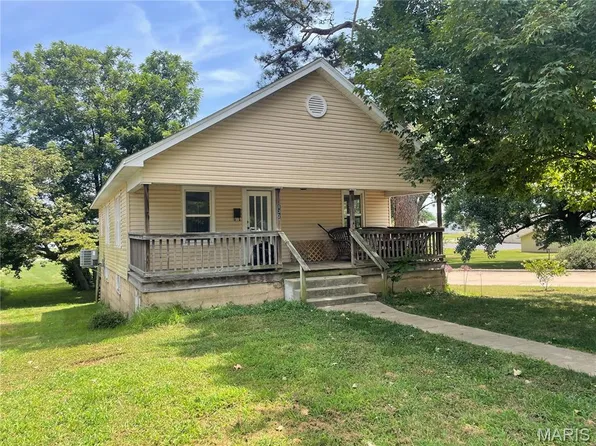 132 S Bast St, Jackson, MO 63755