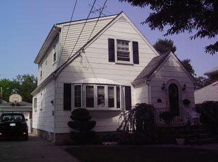 Burbank Ave, Staten Island, NY 10306