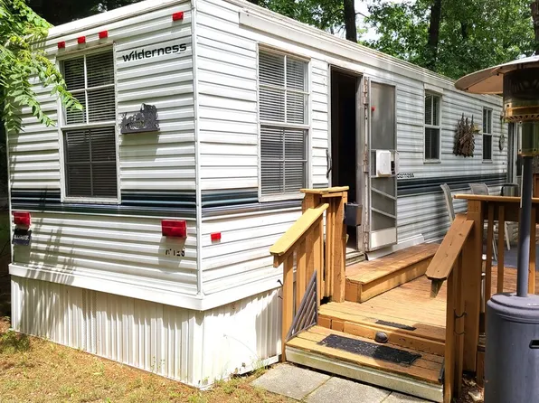 7/129 Woodhaven Dr E, Sublette, IL 61367