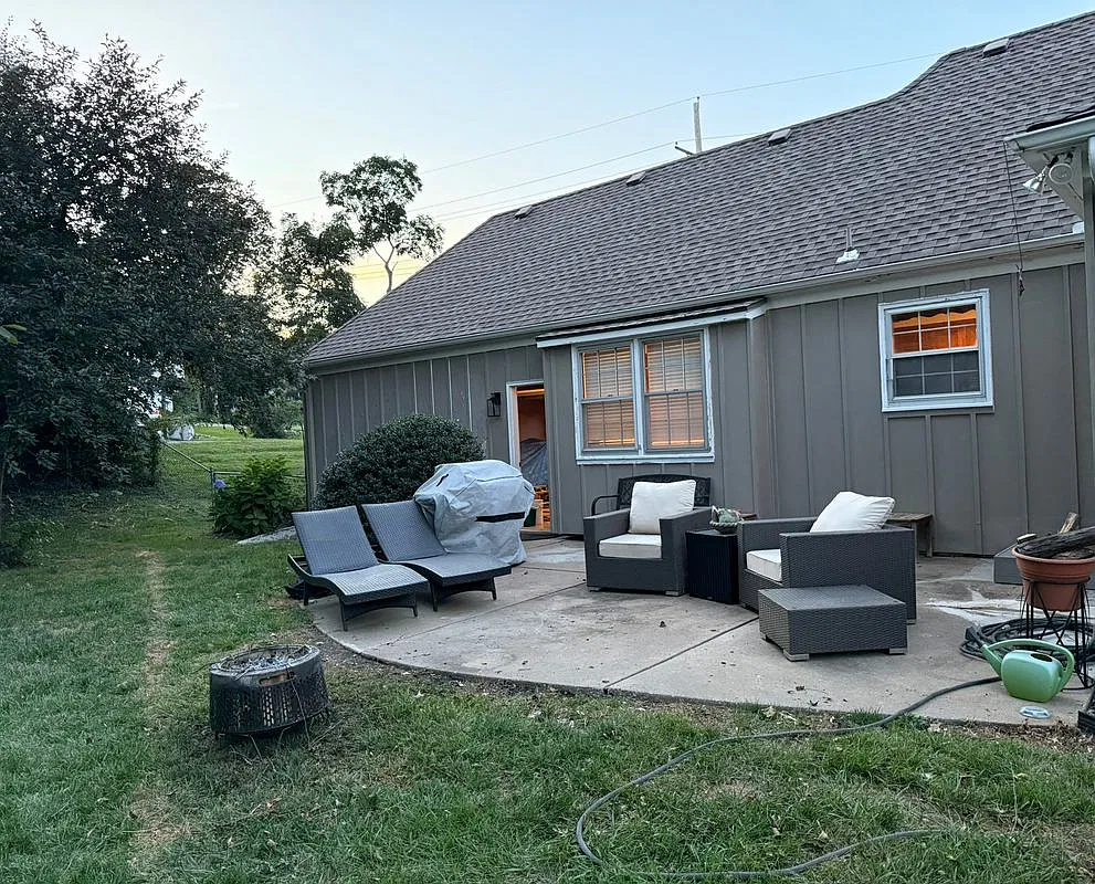 2 bed, 1.5 bath, 815 sqft, $3,400 — Photo 3
