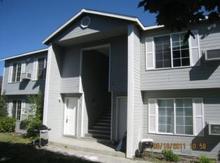 457 NW 17th St, Redmond, OR 97756