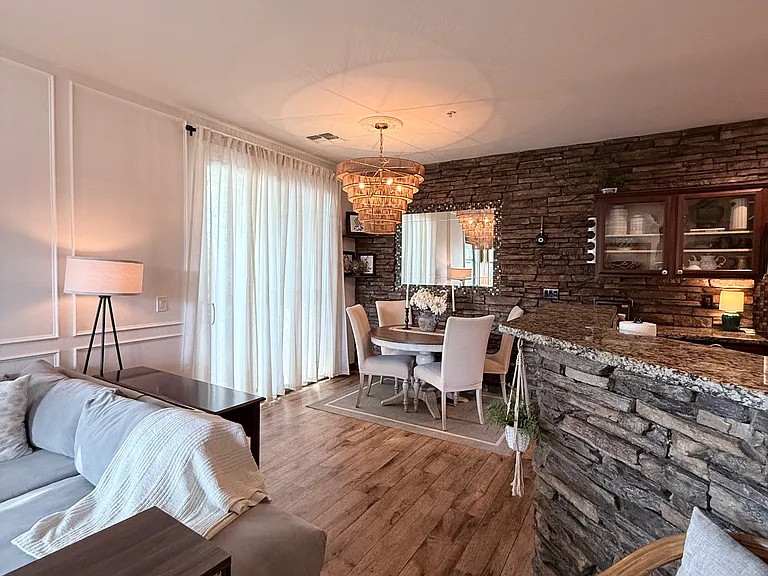 2914 E Dunbar Dr — Photo 10