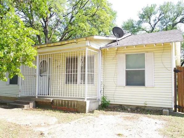 3804 Howard St, Fort Worth, TX 76119
