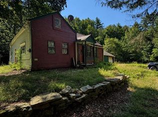 62 E Chestnut Hill Rd, Montague, MA 01351