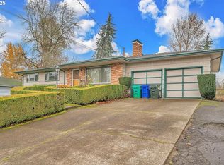 1550 SE 4th St #A, Gresham, OR 97080