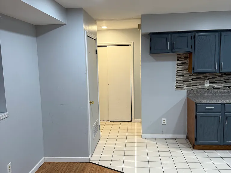 55 Chester Ave #1 — Photo 8