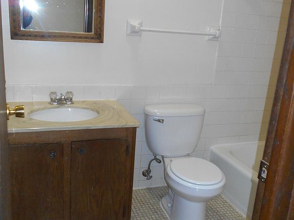 3rd image of 1264 Hazelwood St #201