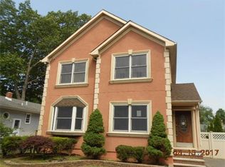 15 N Shore Blvd, Helmetta, NJ 08828