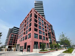 8 Tippett Rd #817, Toronto, ON M3H 0E7