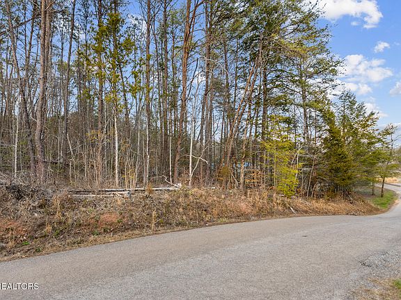 3rd image of 4705 Emert Williams Rd