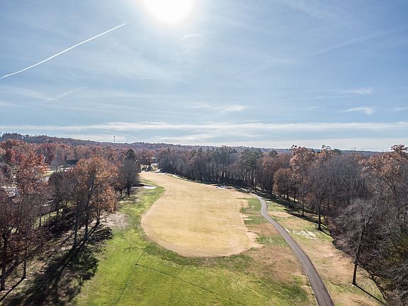 4th image of 29 Westridge Cir