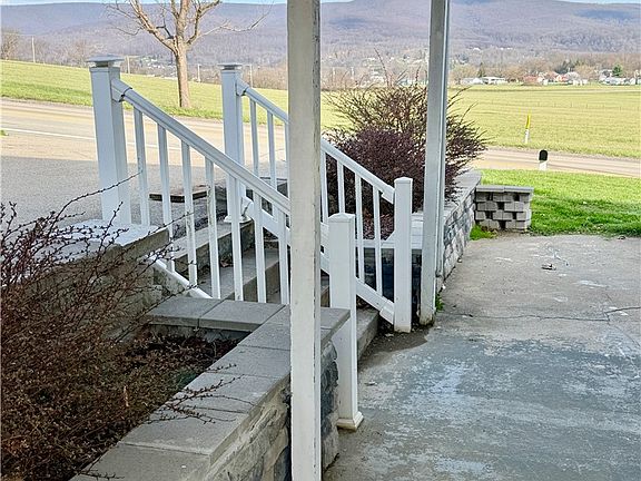 4th image of 2674 Morgantown Rd