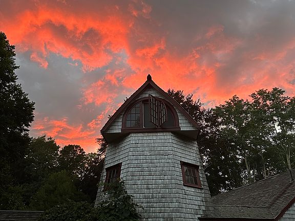 2nd image of 31 Crowell Rd