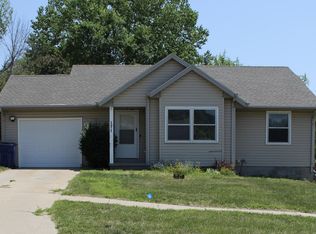 171 Glenbrook Dr, Glenwood, IA 51534