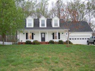 716 S Alderwood Rd, Woodruff, SC 29388