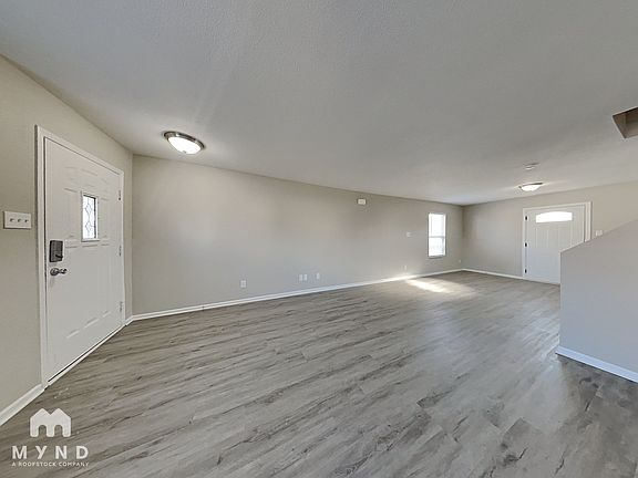 5th image of 3117 W Meadowbend Dr