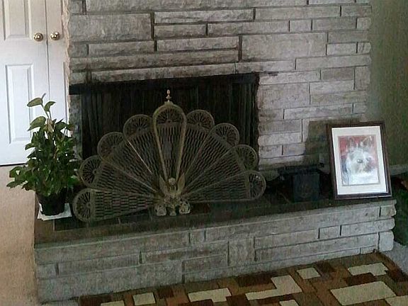 5th image of 405 Hall Ave