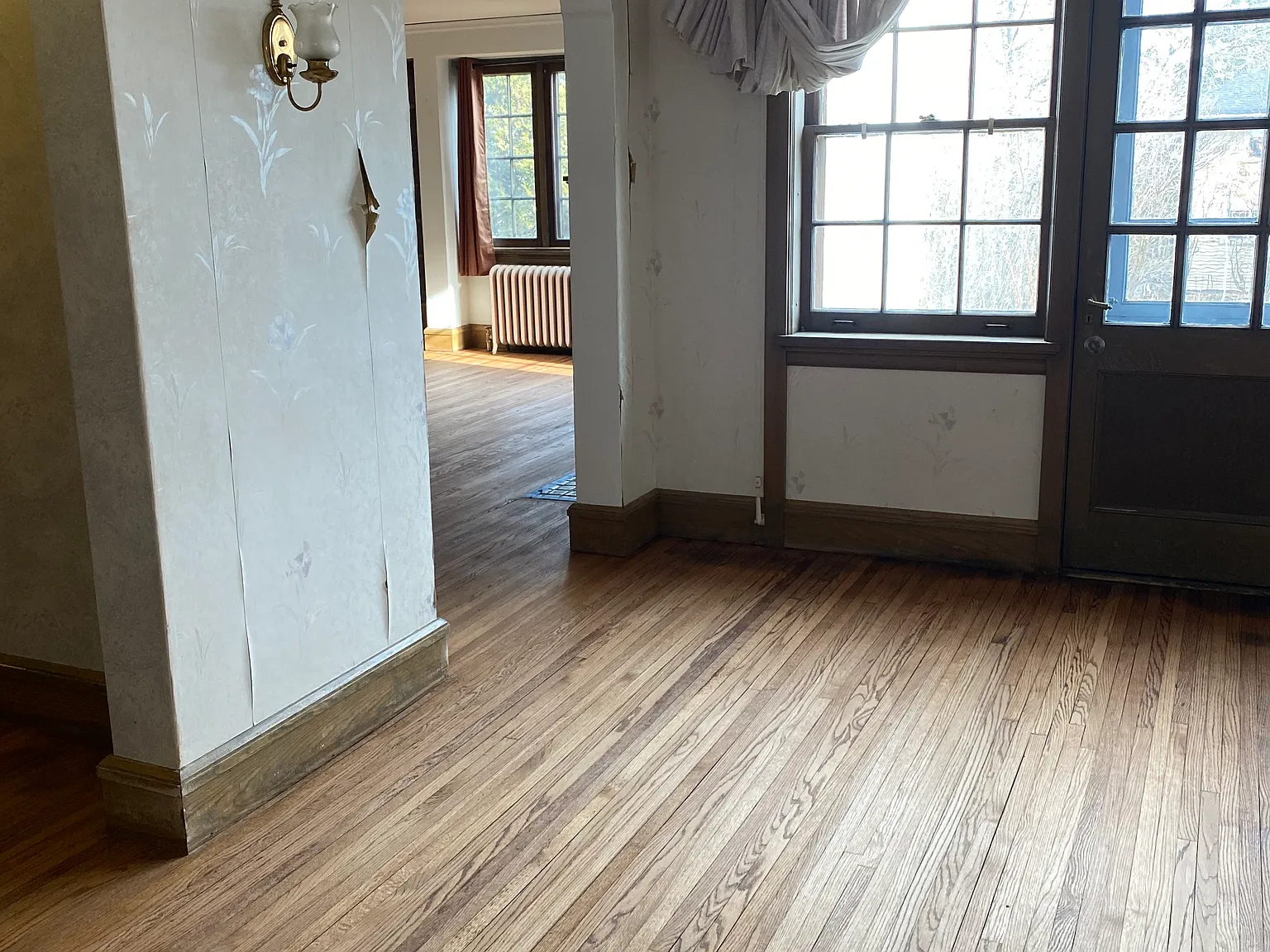 4 bed, 2150 sqft, $2,800 — Photo 4