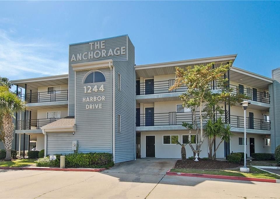 1st image of 1244 Harbor Dr Unit 309