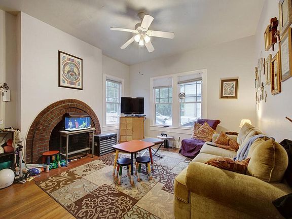 4th image of 605 Elmwood Pl
