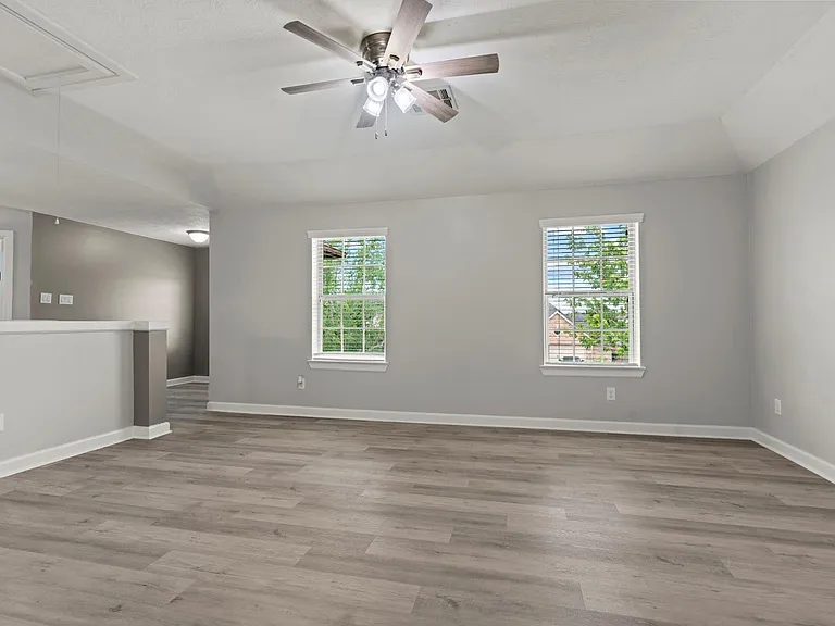 19415 Bronte Springs Ct — Photo 31