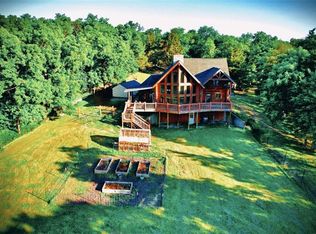 2202 Iowa Rd, Ottawa, KS 66067