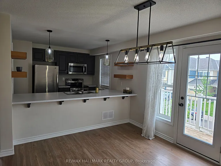 549 Ensatina Cres — Photo 13