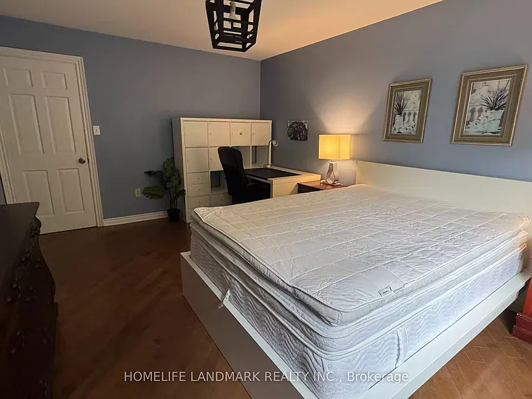 2415 Jarvis St #B3 — Photo 16