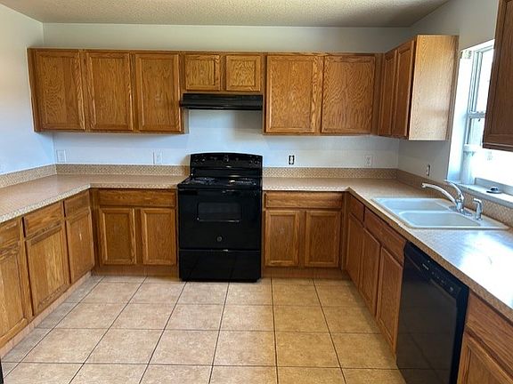 3rd image of 1208 Ernest St #1208